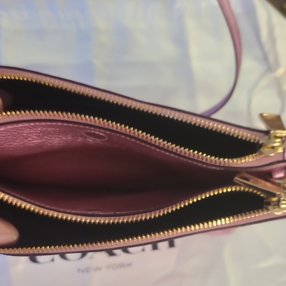 Coach Metallic Pink Shoulder Bag - Picture 4 of 8